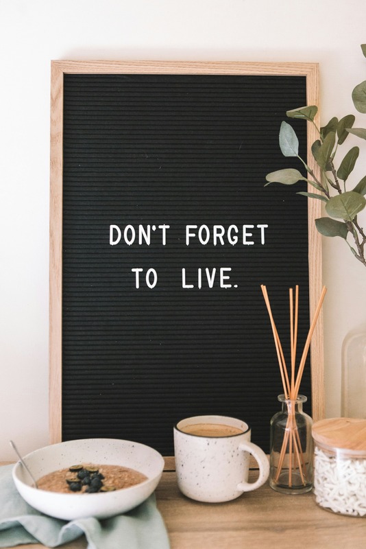 maddi-bazzocco-nvnZnE1eDLQ-unsplash (1)